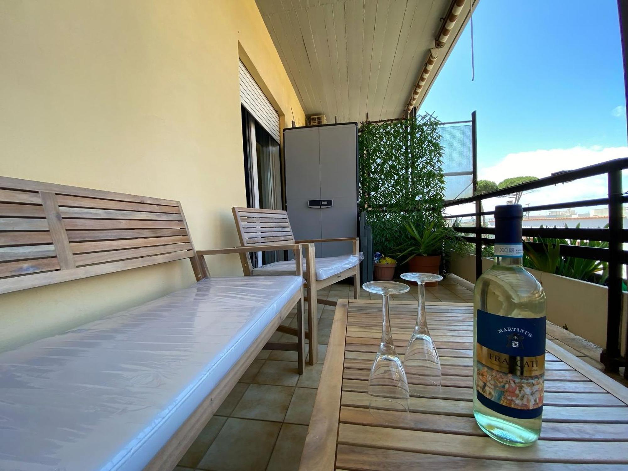 Coastal House - Spiaggia E Piscina A Dieci Passi Santa Marinella Luaran gambar